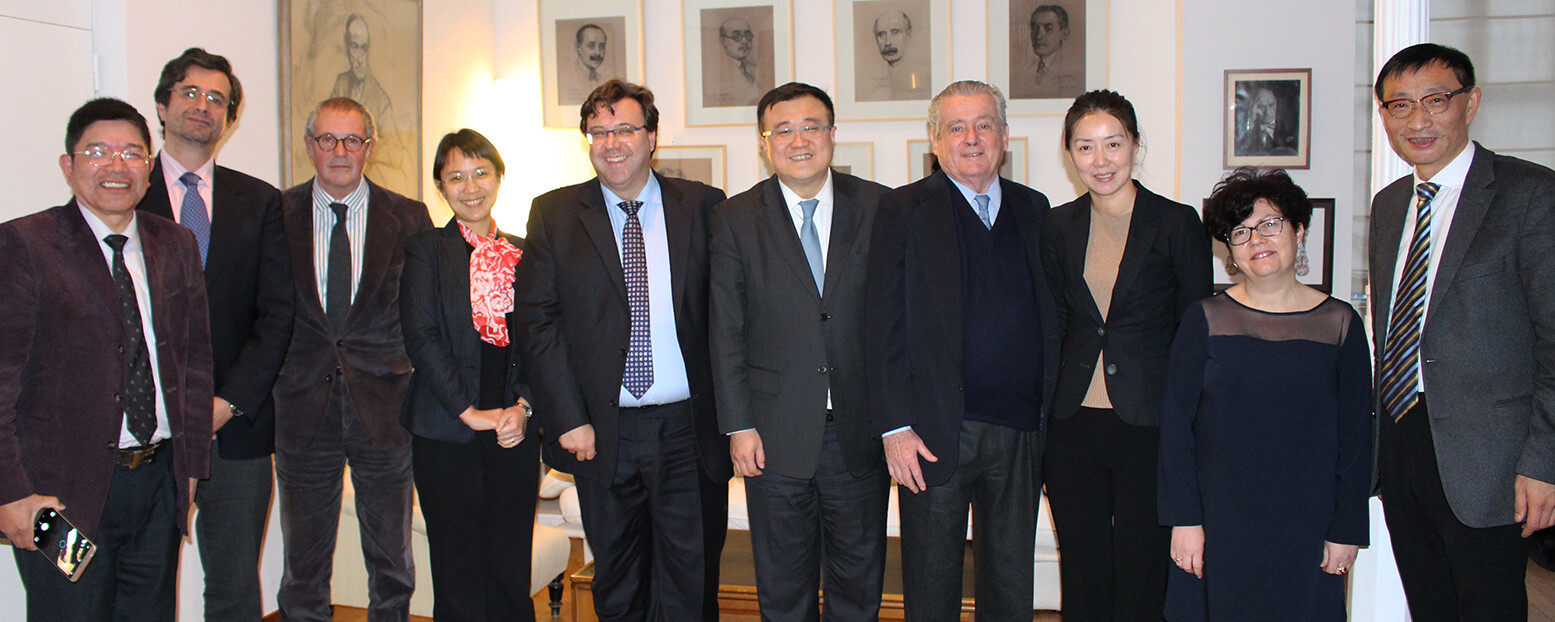 Visita institucional de la Universidad de Tsinghua, China